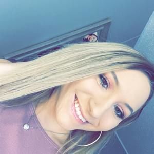 Meet your Posher, Natalie